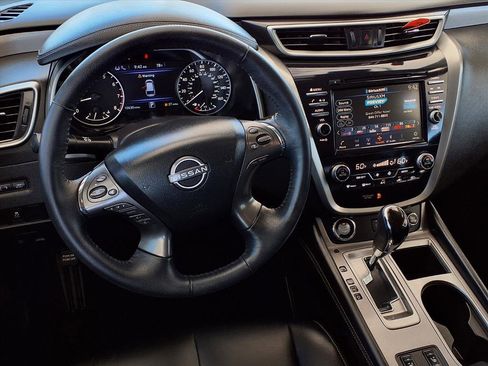 Used 2024 Nissan Murano SV w/ SV Midnight Edition Package image 13