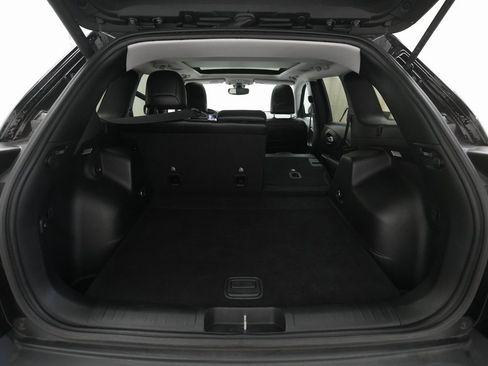 Used 2019 Jeep Cherokee Trailhawk w/ Comfort/Convenience Group image 10