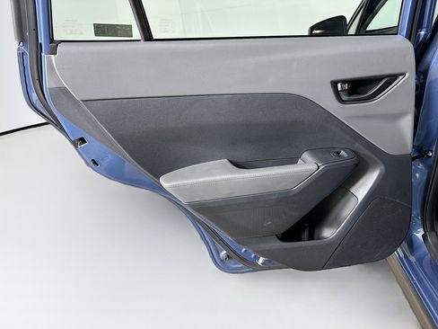 Used 2024 Subaru Crosstrek 2.0i Premium image 27