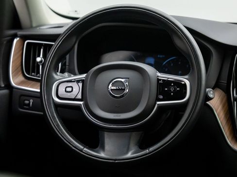 Used 2019 Volvo XC60 T5 Inscription w/ Protection Package Premier image 11