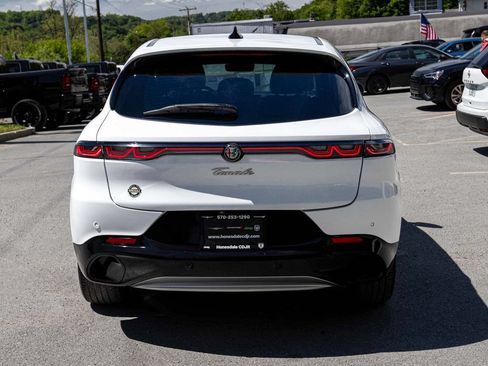 Used 2024 Alfa Romeo Tonale Ti AWD/4WD image 5