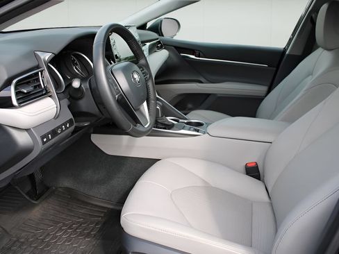 Certified 2024 Toyota Camry XLE w/ Cold Weather Package AWD/4WD image 9