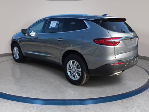 Used 2021 Buick Enclave Essence w/ Sound and Sites Package FWD image 7