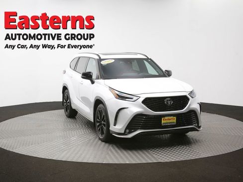 Used 2023 Toyota Highlander XSE image 52