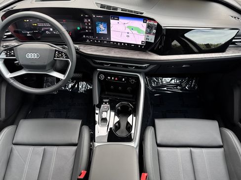 New 2025 Audi Q5 2.0T Premium Plus image 10