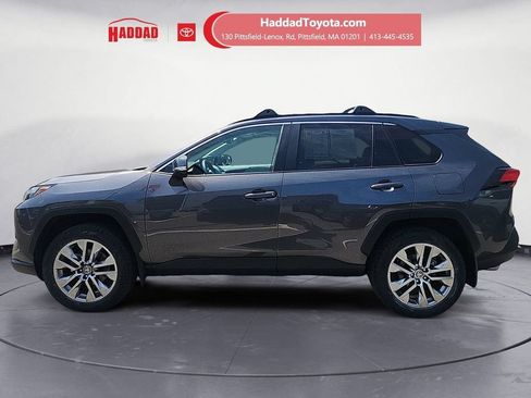 Used 2023 Toyota RAV4 XLE Premium AWD/4WD image 2