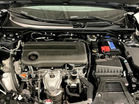 Used 2025 Honda Civic Sport image 29