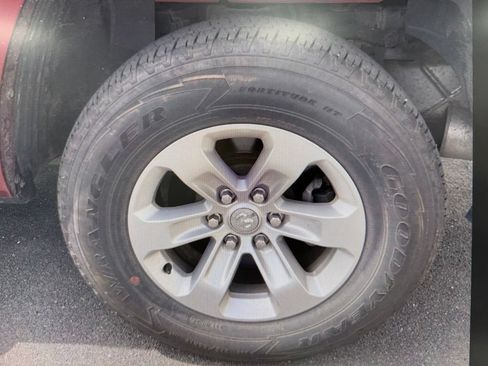 Used 2021 RAM 1500 Laramie AWD/4WD image 6