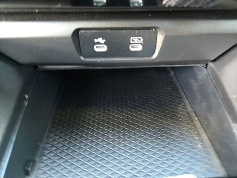 Used 2024 Honda Accord Sport image 17