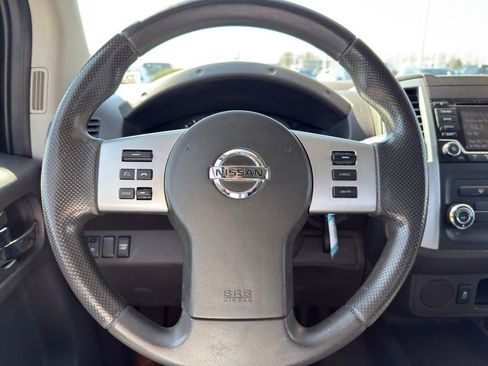 Used 2017 Nissan Frontier SV RWD image 12