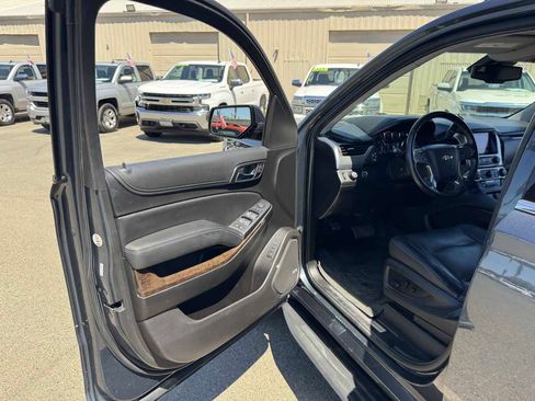Used 2019 Chevrolet Tahoe LT AWD/4WD image 23