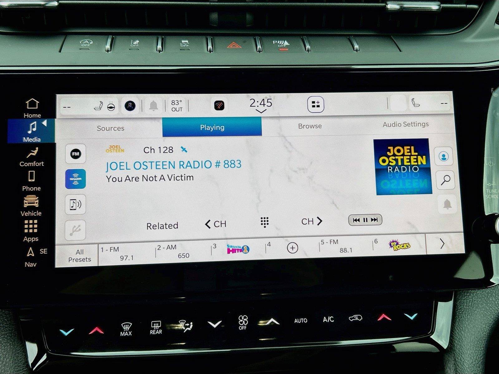 New 2027 Jeep Grand Cherokee Limited AWD/4WD image 32