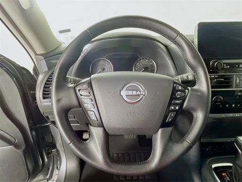 Used 2024 Nissan Armada SV image 12