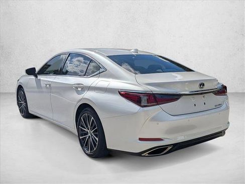 Used 2023 Lexus ES 350 w/ Premium Package image 7