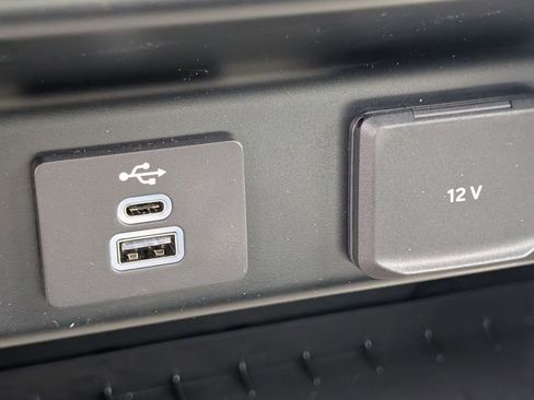 New 2025 Ford F550 4x4 Regular Cab Super Duty image 30