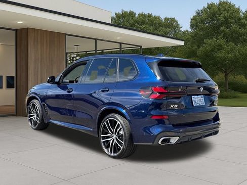 Used 2026 BMW X5 xDrive40i w/ M Sport Package AWD/4WD image 12