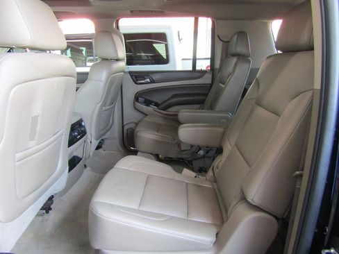 Used 2016 Chevrolet Suburban LTZ AWD/4WD image 10