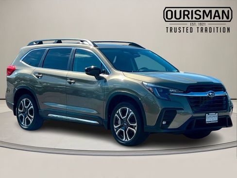 Certified 2025 Subaru Ascent Limited image 1