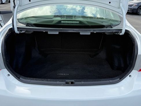 Used 2013 Toyota Corolla L FWD image 16