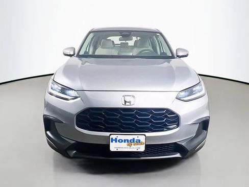 Used 2024 Honda HR-V LX image 2