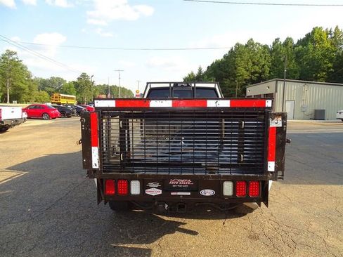 Used 2023 RAM 2500 Tradesman w/ Safety Group image 5