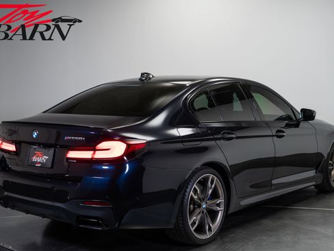 Used 2021 BMW M550i xDrive w/ Executive Package AWD/4WD image 5