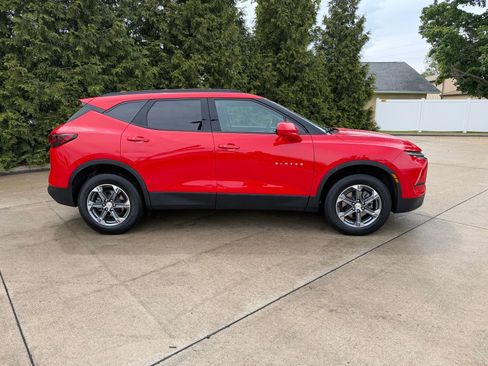 Used 2024 Chevrolet Blazer LT w/ Convenience Package FWD image 11