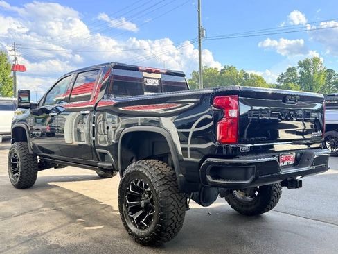 Used 2023 Chevrolet Silverado 2500 High Country w/ Z71 Off-Road Package AWD/4WD image 6