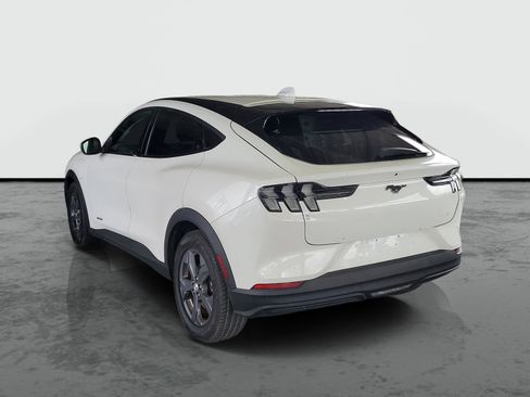 Used 2022 Ford Mustang Mach-E Select RWD image 3