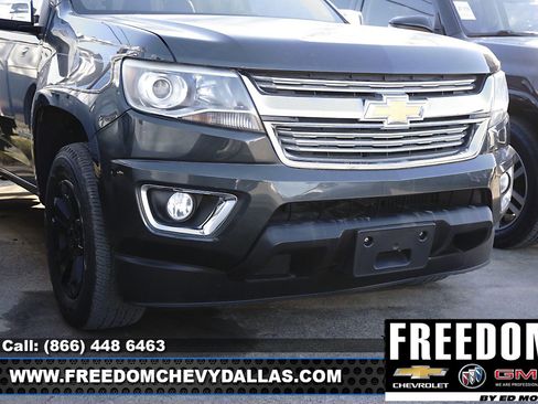Used 2018 Chevrolet Colorado LT w/ Luxury Package, Chrome image 2