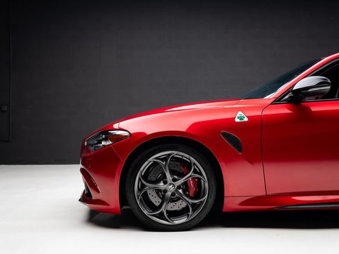 Used 2023 Alfa Romeo Giulia Quadrifoglio w/ Active Assist Plus Package RWD image 19