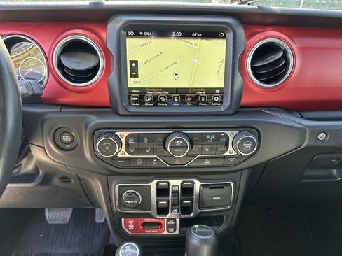 Used 2023 Jeep Gladiator Rubicon w/ Cold Weather Group image 35