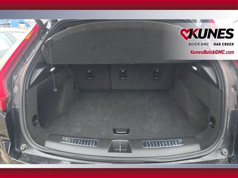 Used 2025 Cadillac XT4 Premium Luxury image 24