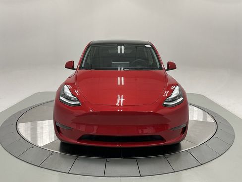Used 2021 Tesla Model Y Long Range image 2