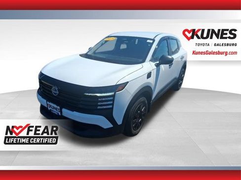 Used 2025 Nissan Kicks S AWD/4WD image 1