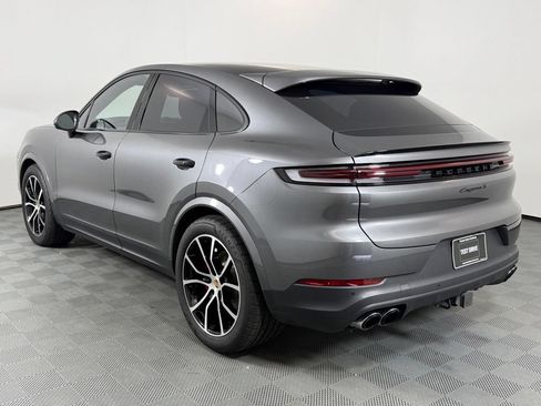 Certified 2025 Porsche Cayenne S AWD/4WD image 3