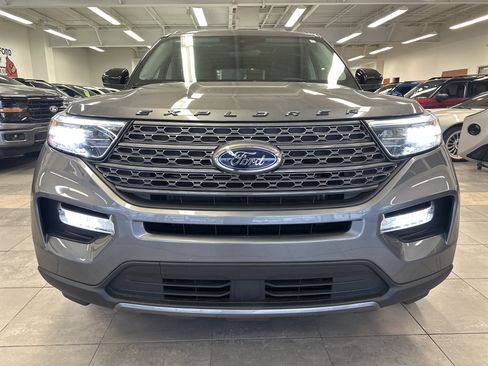 Used 2023 Ford Explorer XLT w/ Equipment Group 202A image 17
