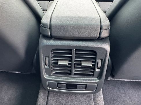 Used 2023 Audi e-tron GT Premium Plus AWD/4WD image 27