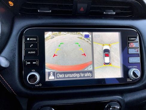 Used 2023 Nissan Kicks SR image 14