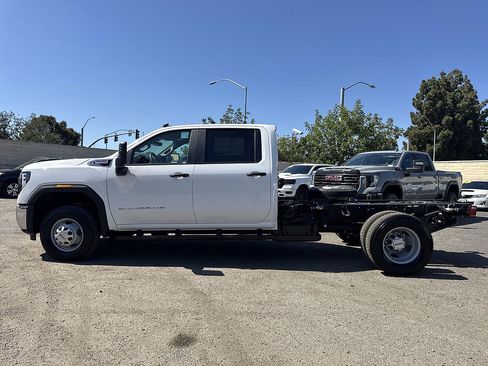 New 2026 GMC Sierra 3500 Pro RWD image 5