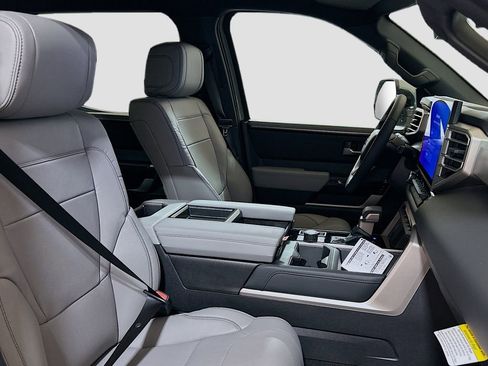 New 2026 Toyota Tundra Limited AWD/4WD image 27