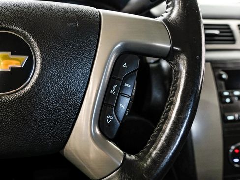 Used 2013 Chevrolet Avalanche LT w/ Suspension Package, Off-Road image 21