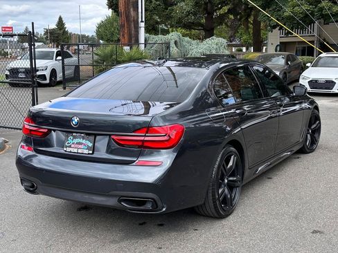 Used 2019 BMW 740i w/ Executive Package RWD image 18