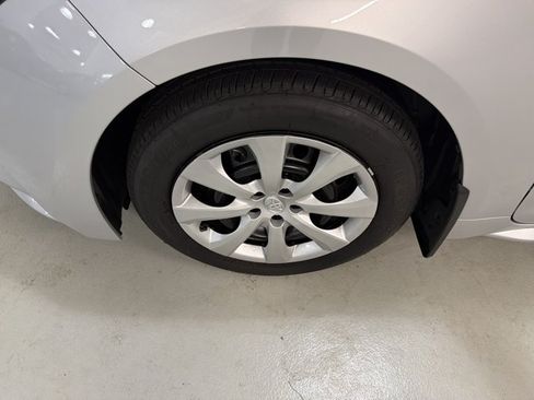 Used 2026 Toyota Corolla LE FWD image 11
