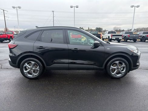 Used 2025 Ford Escape ST-Line image 6