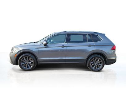 Used 2022 Volkswagen Tiguan SE