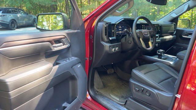 Used 2024 GMC Sierra 1500 SLT w/ SLT Premium Plus Package AWD/4WD image 4