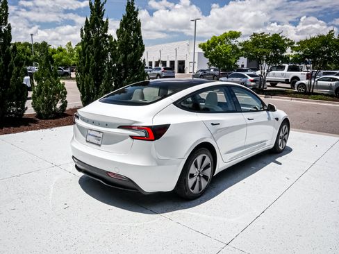 Used 2025 Tesla Model 3 Long Range RWD image 11