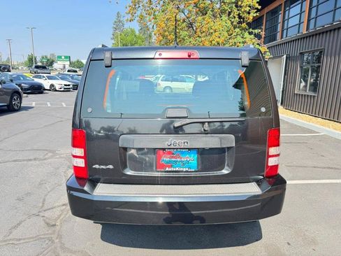 Used 2012 Jeep Liberty Sport AWD/4WD image 4