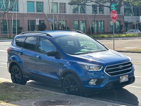 Used 2019 Ford Escape SE FWD image 6